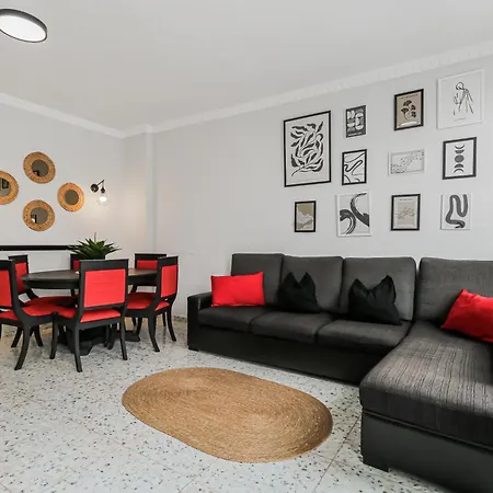 Flat Triana Appartamento
